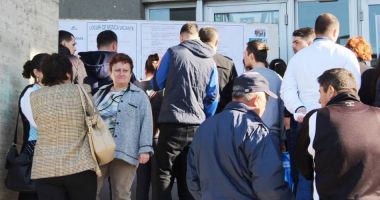 Stire din Social : Rata de ocupare a populației de 15 – 64 ani, în scădere în România