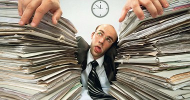 Stire din Economie : Rătăciți în "jungla" fondurilor europene