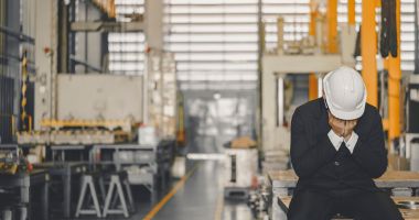 Stire din Social : Mai mulți bărbați șomeri decât femei, în luna aprilie. Rata șomajului este în scădere
