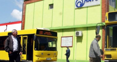Stire din Social : RATC. Autobuzele 43 nu mai circulă pe strada Răscoalei. Vezi aici unde se mută stațiile