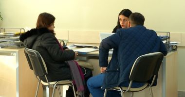 Stire din Economie : Ratele românilor cresc alarmant