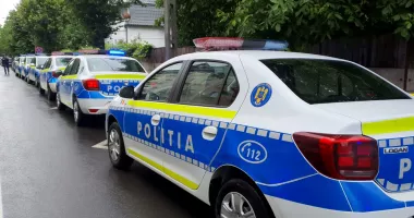 Stire din Social : Polițiștii din Constanța aplică zeci de amenzi pentru nereguli rutiere