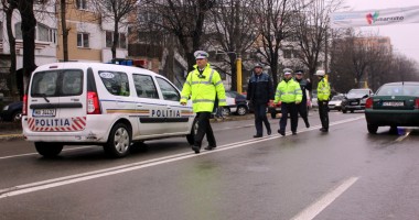 Stire din Eveniment : Circula cu numere de înmatriculare expirate