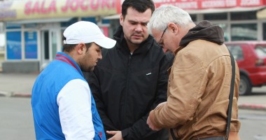 Stire din Eveniment : Razie pentru prinderea hoților din buzunare din Constanța