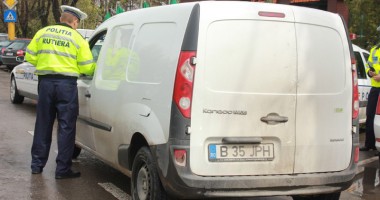 Stire din Eveniment : Polițiștii rutieri au împânzit județul cu radare