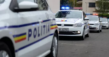 Stire din Eveniment : O femeie este acuzată că a înșelat zeci de persoane cu scheme financiare false