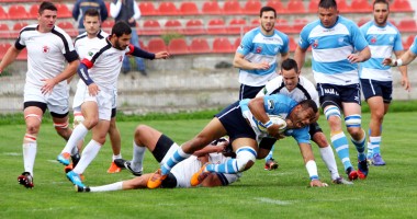 Stire din Sport : RCJ Farul, la primul duel cu Petre la "timonă"