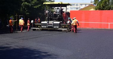 Opt terenuri de tenis de câmp, reconstruite la Constanța!