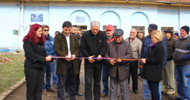 Stire din Politică-Administrație : Galerie foto. Au început lucrările la Centrul Cultural din satul Poiana