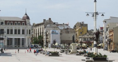 Galerie FOTO. Zona istorică a Constanței, răscolită de escavatoare. Cum au avansat lucrările în Peninsulă - 6