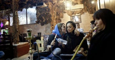 Galerie FOTO. Viața "secretă" a tinerilor REBELI din IRAN - 4