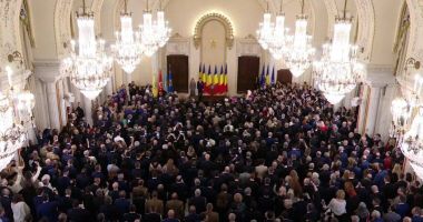 Selfie-uri și distracție la Cotroceni, la recepția oferită de Nicușor Dan, cu participarea politicienilor din Constanța - 8