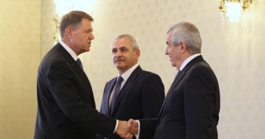 Stire din Politică-Administrație : 1 Decembrie, motiv de scandal. Dragnea și Tăriceanu vor lipsi de la Cotroceni