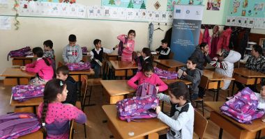 Rechizite gratuite pentru preșcolarii  și elevii de la Școala "Dimitrie Știubei" - 2