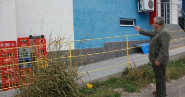 SE ÎNTÂMPLĂ ÎN CONSTANȚA. Și-au trântit un HOTEL chiar pe proprietatea vecinului! - 4