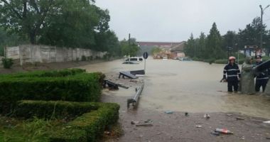 Stire din Eveniment : Știți ce trebuie să faceți în caz de inundații? Recomandări de la ISU Dobrogea!