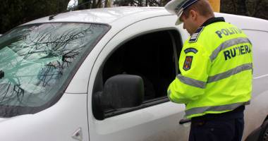 Stire din Eveniment : Cad recorduri de viteză pe autostrăzi și șoferi după gratii
