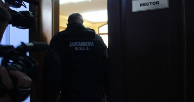 Percheziții DNA la Universitatea "Ovidius". RECTORUL DĂNUȚ EPURE, REȚINUT DE PROCURORII ANTICORUPȚIE! - 3