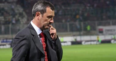 Stire din Sport : Rednic va fi noul antrenor al CFR-ului