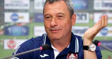 Stire din Sport : BOMBĂ în LIGA 1! Iată ce echipă va fi antrenată de Mircea Rednic