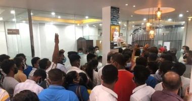 Stire din Actualitate : Zeci de refugiați din Sri Lanka ar putea fi găzduiți în România