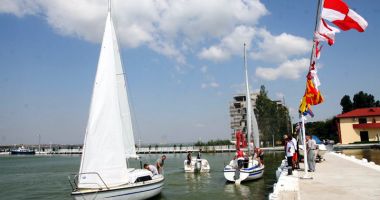 Stire din Sport : Regata Universităților din Constanța se apropie de start