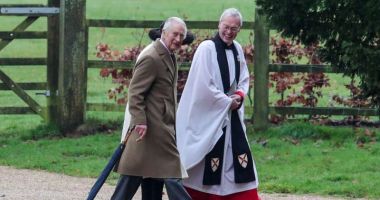 Stire din Actualitate : Regele Charles al III-lea a participat la slujba de duminică la Sandringham