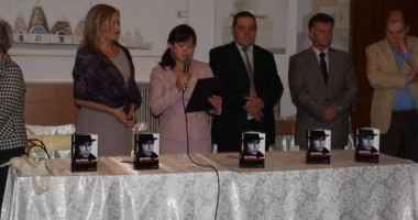 Stire din Cultură-Educație : Cine este "Regele aplauzelor"