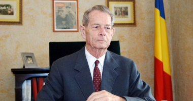 Stire din Politică-Administrație : Guvernul a stabilit trei zile de doliu național în memoria Regelui  Mihai I. Programul funeraliilor