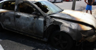 Galerie FOTO. Reglare de conturi în stil mafiot? Patru mașini mistuite de foc, în Constanța - 2