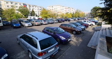 Stire din Social : Regulamentul parcărilor, în dezbatere până aproape de jumătatea lunii aprilie