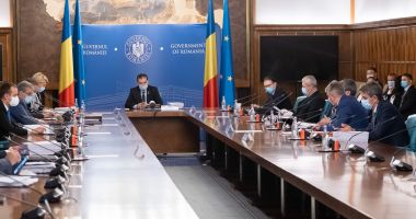 Stire din Politică-Administrație : Guvernul a stabilit condițiile pentru redeschiderea restaurantelor