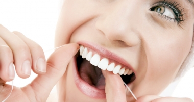 Stire din Sănătate : Regulile care te ajută să scapi de durerile dentare