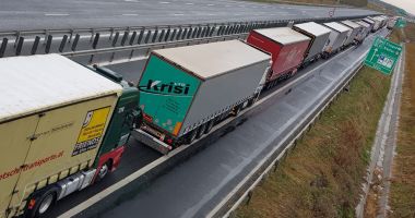 Stire din Economie : Reguli noi pentru importatorii de produse destinate consumului uman