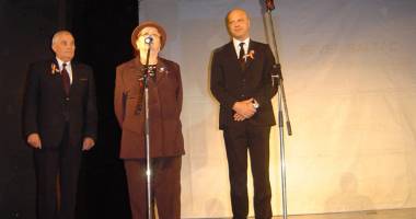 Profesorii Olga Duțu și Vasile Coman și vocația de "domnu’ Trandafir" - 2