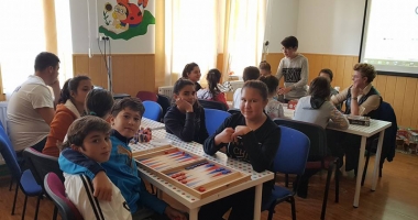 Reînvie bibliotecile școlare rurale. Elevi care au prins gustul lecturilor și al lecțiilor interactive - 4