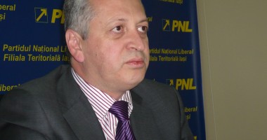 Stire din Politică-Administrație : Fenechiu: Angajații CFR își vor primi salariile cel târziu joi; cei vinovați vor plăti