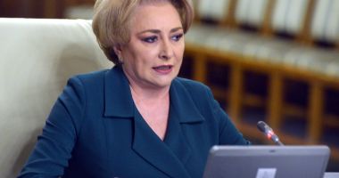 Stire din Politică-Administrație : Prim-ministrul Viorica Dăncilă infirmă o eventuală remaniere guvernamentală
