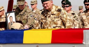 Stire din Eveniment : Să nu-i uităm pe militarii români căzuți în teatrele de operații!