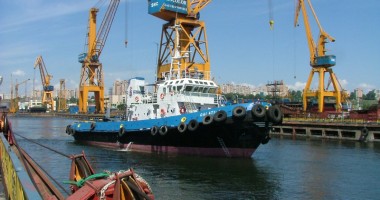 Stire din Economie : Midia Marine Terminal câștigă prima confruntare în "războiul" pilotajului și remorcajului