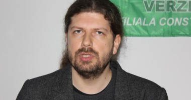 Stire din Politică-Administrație : Remus Cernea a transmis un mesaj de solidaritate cu protestatarii din Turcia