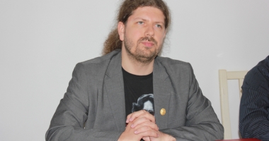 Stire din Politică-Administrație : Un deputat de Constanța candidează independent la parlamentare