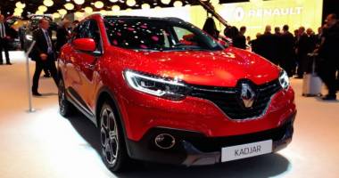 Stire din Economie : Renault a lansat SUV-ul Kadjar, model desenat de un român