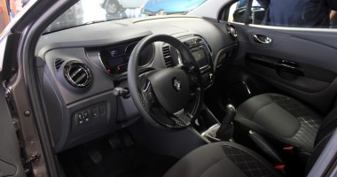 Captur, primul crossover urban by Renault, a ajuns la Constanța! - 5