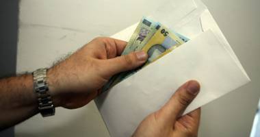 Stire din Cetățenești : Renunțarea  la pretenții civile într-un proces