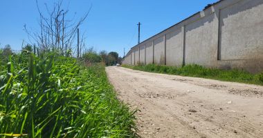 "Case-fantomă", maşini abandonate şi capcane în asfalt. Reportaj pe "Interioarele" Constanţei - 10