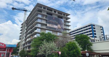 Afaceri pe chituci, dar şi investiţii de milioane! Reportaj în Mamaia, staţiunea transformată în cartier - 16
