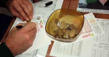 Stire din Social : Reporturi fabuloase la 6 din 49 și la Joker