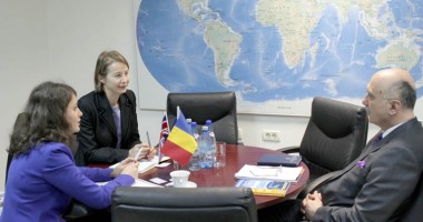 Stire din Economie : Reprezentanții Ambasadei Marii Britanii au vizitat CCINA și portul Constanța