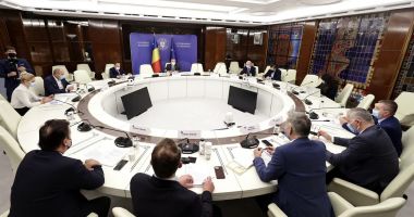 Stire din Economie : Reprezentanții industriei turismului s-au întâlnit cu premierul Nicolae Ciucă